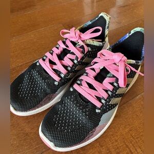 Adidas Women's Black and Pink Sneakers